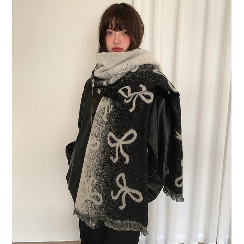 

Новинка 2024 года, зимний высококачественный шарф из искусственного кашемира в стиле ретро, модный шарф с бантом, утолщенное теплое верхнее пальто, шаль, мягкий, приятный для кожи шарф