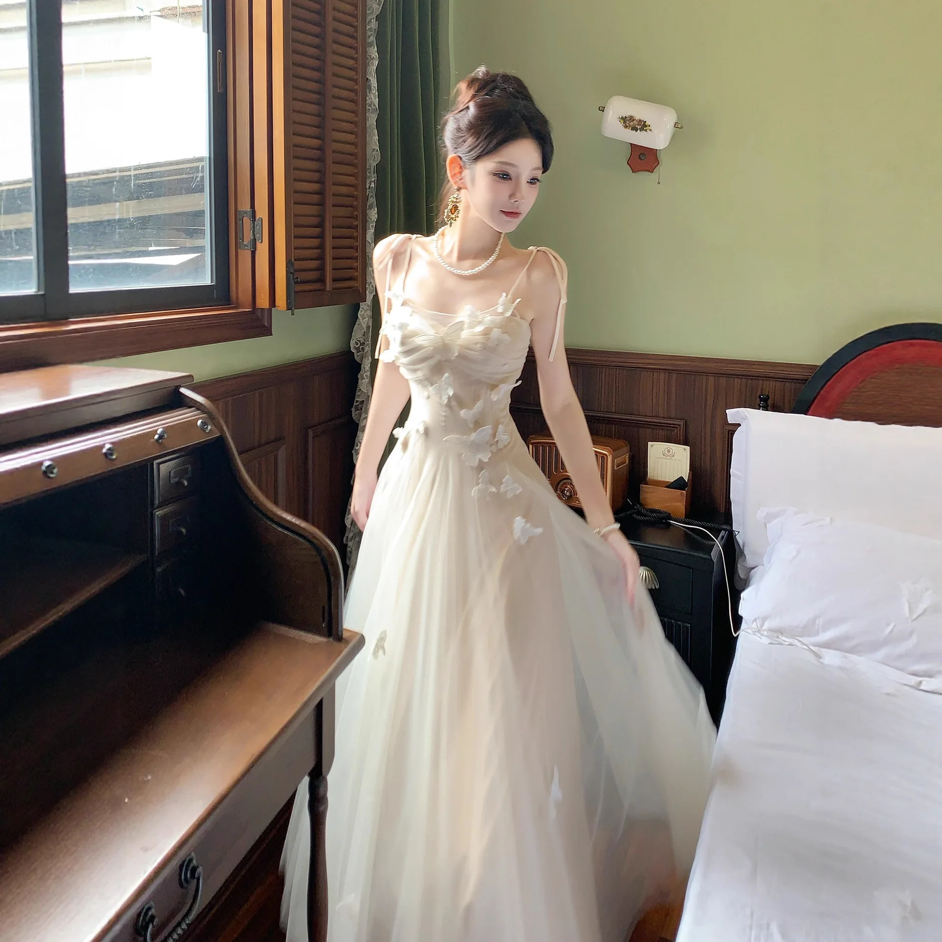 

French Style Three-Dimensional Tulle Suspender Dress for Women 2026 New Elegant Graceful Banquet Engagement Senior Dress