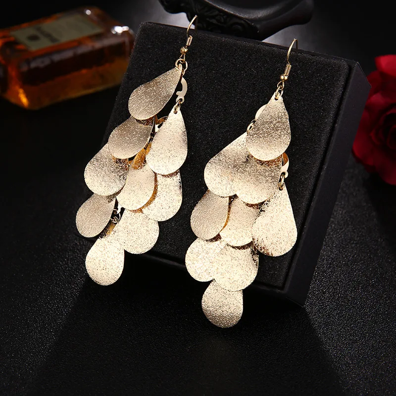 1 Pair Vintage Leaf Drop Long Earrings Geometric Hollow Maple Leaf Exaggerated Long Tassel Hanging Earrings Jewelry Accessories