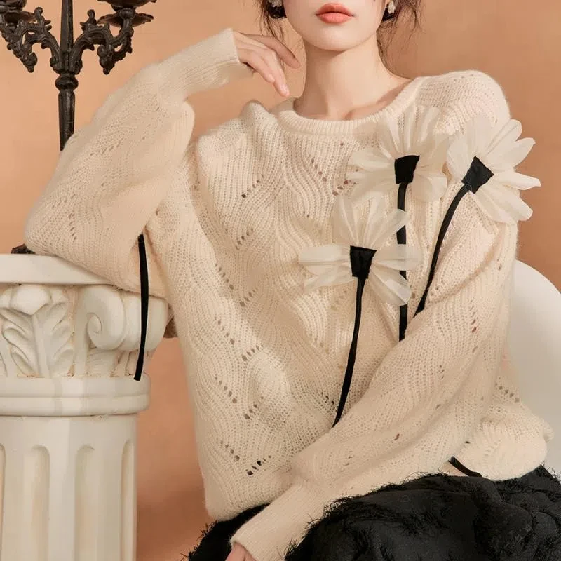 Korean Fashion Autumn Sweaters Pullovers Women\'s Solid O-Neck 3D Decoration Simplicity Versatile Loose Long Sleeve Knitted Tops