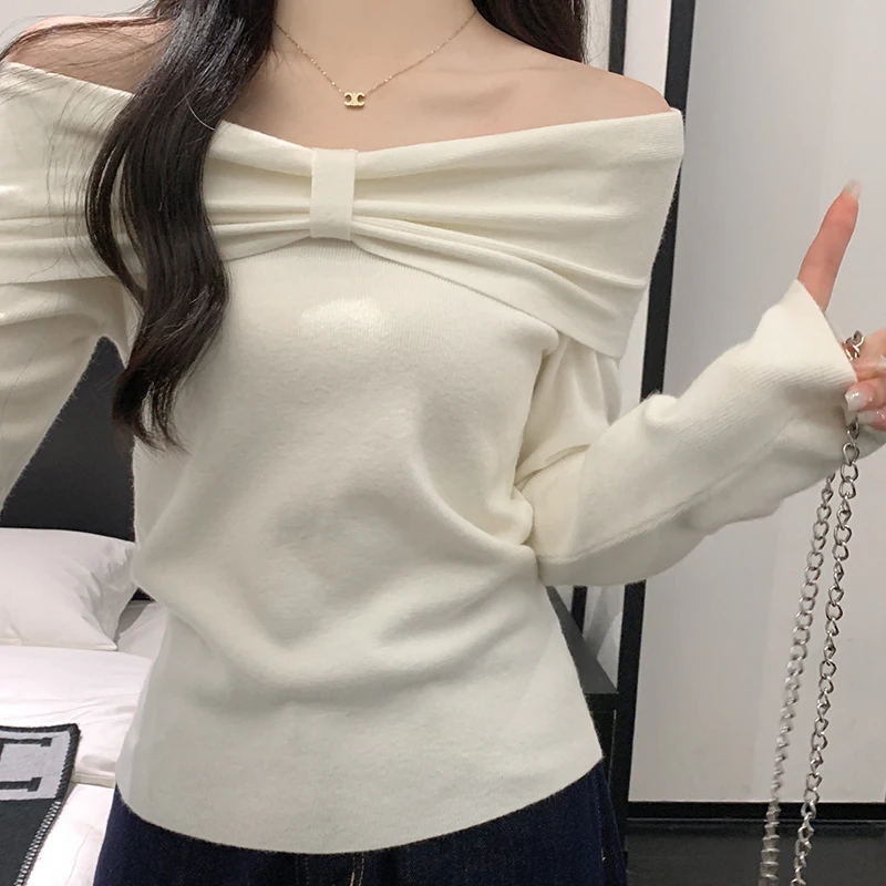 〔CC88〕Spring and Autumn Slash Neck Bow Design Solid Color Slim Knit Sweater Bottoming Tops with Long Sleeve