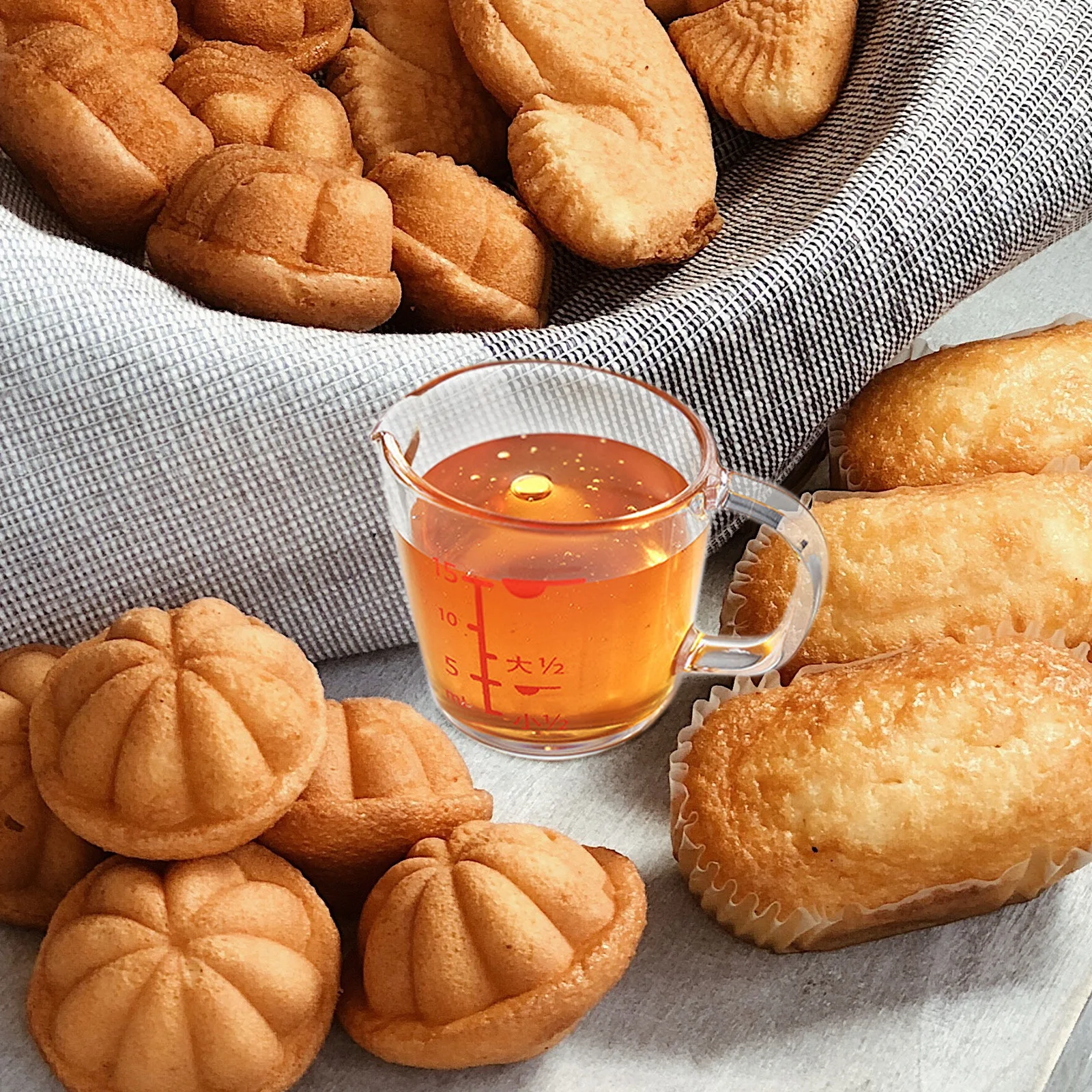 

2pcs Measuring Cup Clear Thickened Household Graduated Cup Wear-Resistant Kitchen Baking Liquid Measuring Tool For Milk Coffee