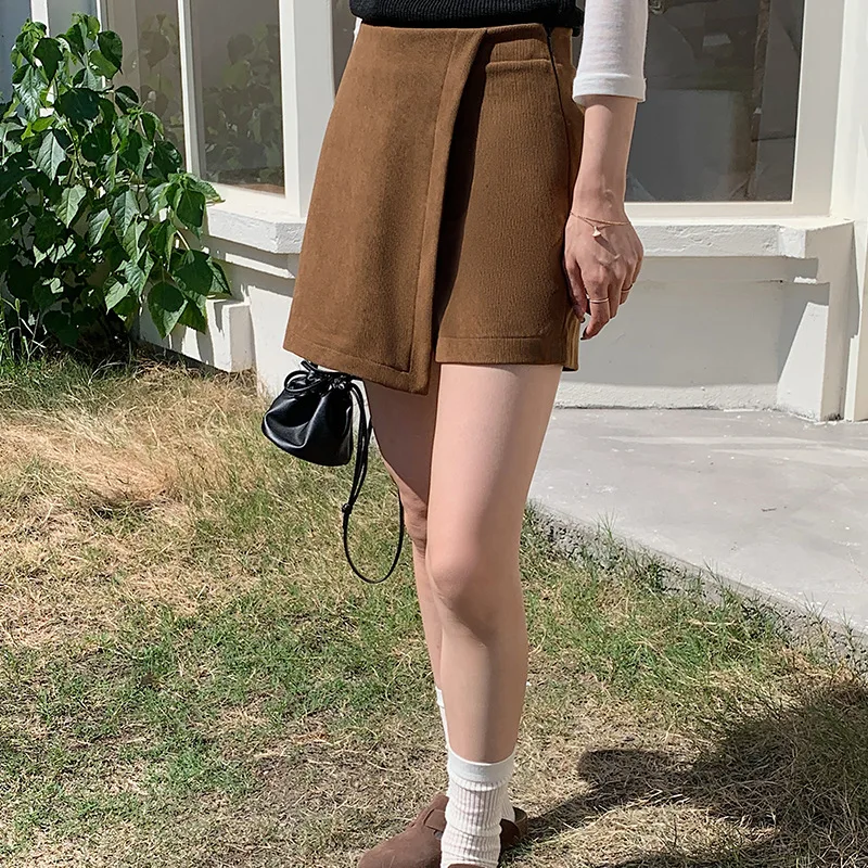 

Corduroy Hip Skirt Women's 2026 Fashion Temperament Coffee Color High Waist A Word Skirt