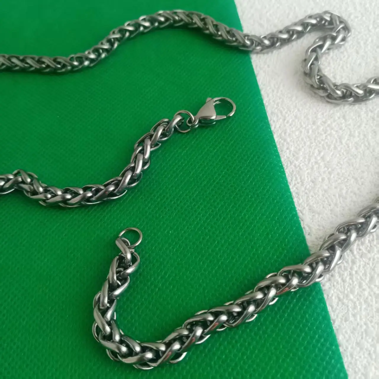 70mm-retro-dragon-titanium-chain-necklace-unisex-vintage-jewelry-for-men-women-hypoallergenic-statement-piece