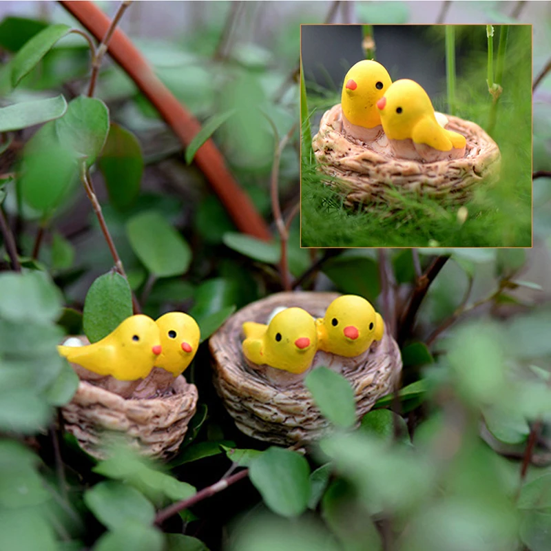 Mini nido con pájaros para decoración del hogar, miniaturas de jardín de hadas, gnomos, terrarios de musgo, figuritas artesanales de resina, accesorios