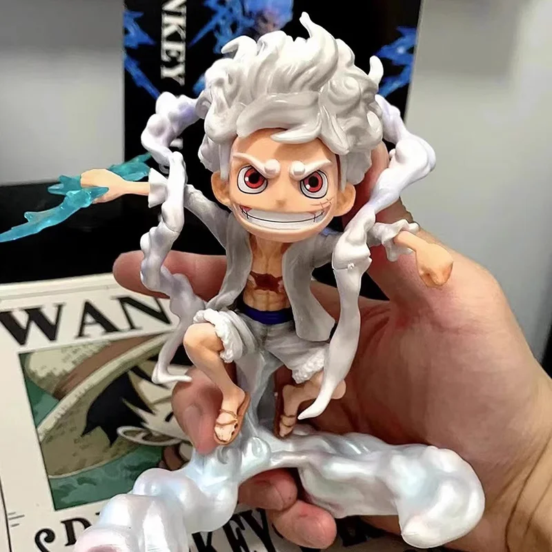 Figura de acción de One Piece Nekocalifragilistickespionage, caja de ordenador de escritorio, Mini decoraciones, habitación de deportes, juguetes temáticos de Anime