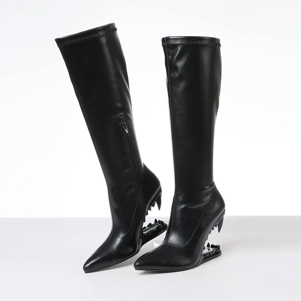 Stivali alti da donna Y2K Goth a punta al ginocchio Moda Punk Denti metallici Zeppe Tacchi alti Cerniera laterale Stivali sexy da festa Donna