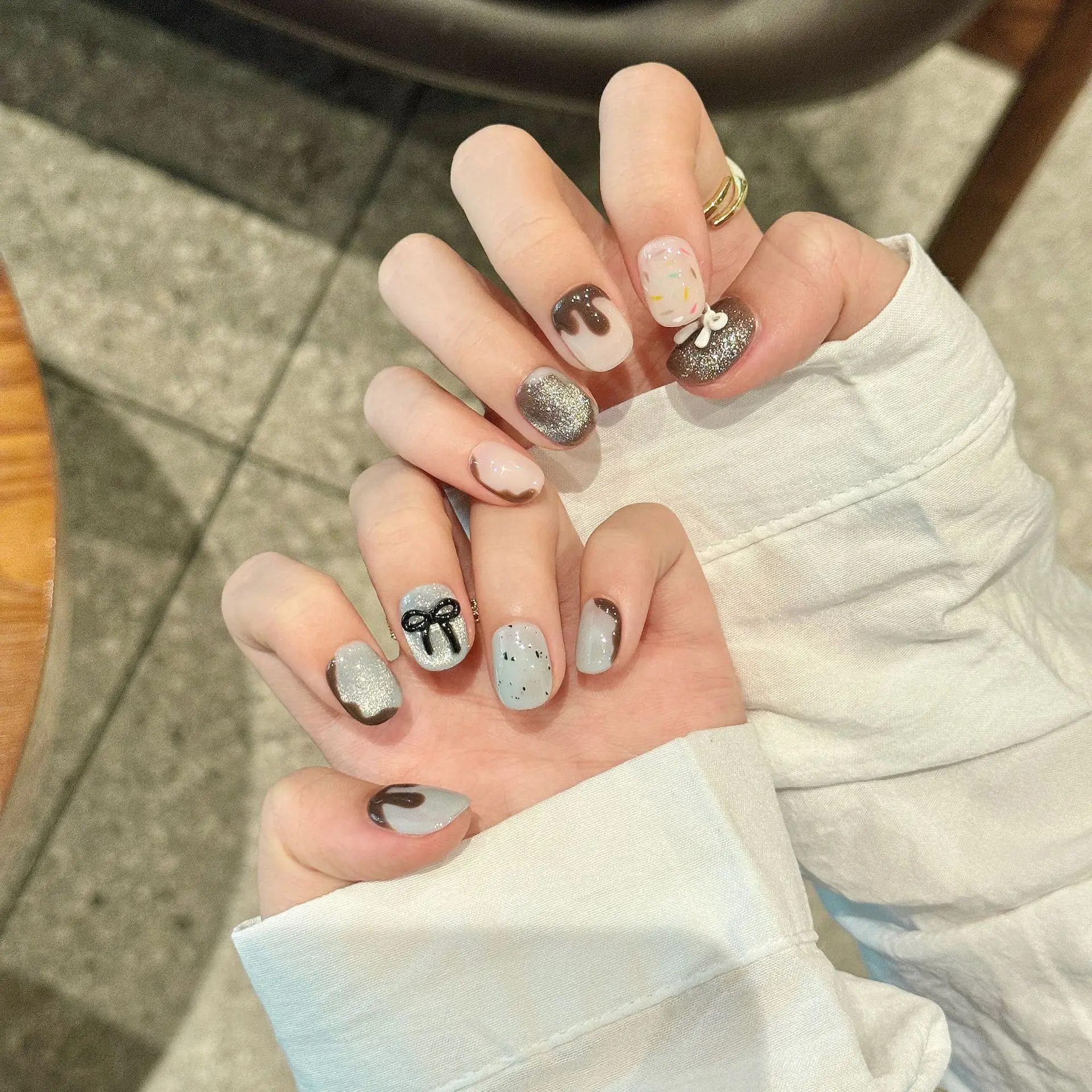 

10 шт. ручной работы милые накладные ногти Короткие шоколадные любимые накладные ногти с бантом дизайн искусственные накладные ногти