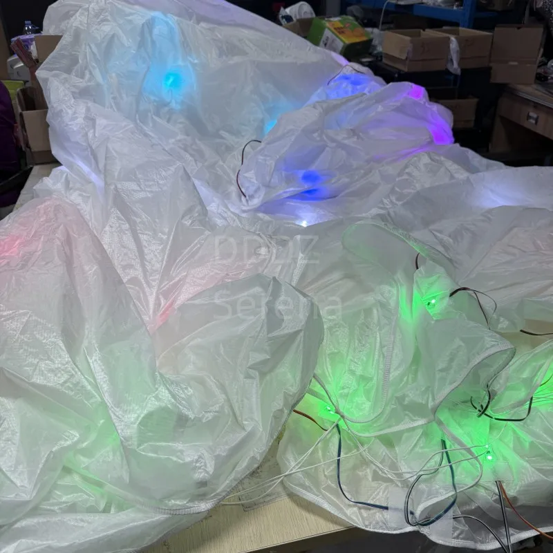 DDDZ 12 metri quadrati LED pilota aquilone morbido gonfiabile 4 fori 30D ripstop nylon mostra aquilone sollevatore trattore navigatore di volo notturno