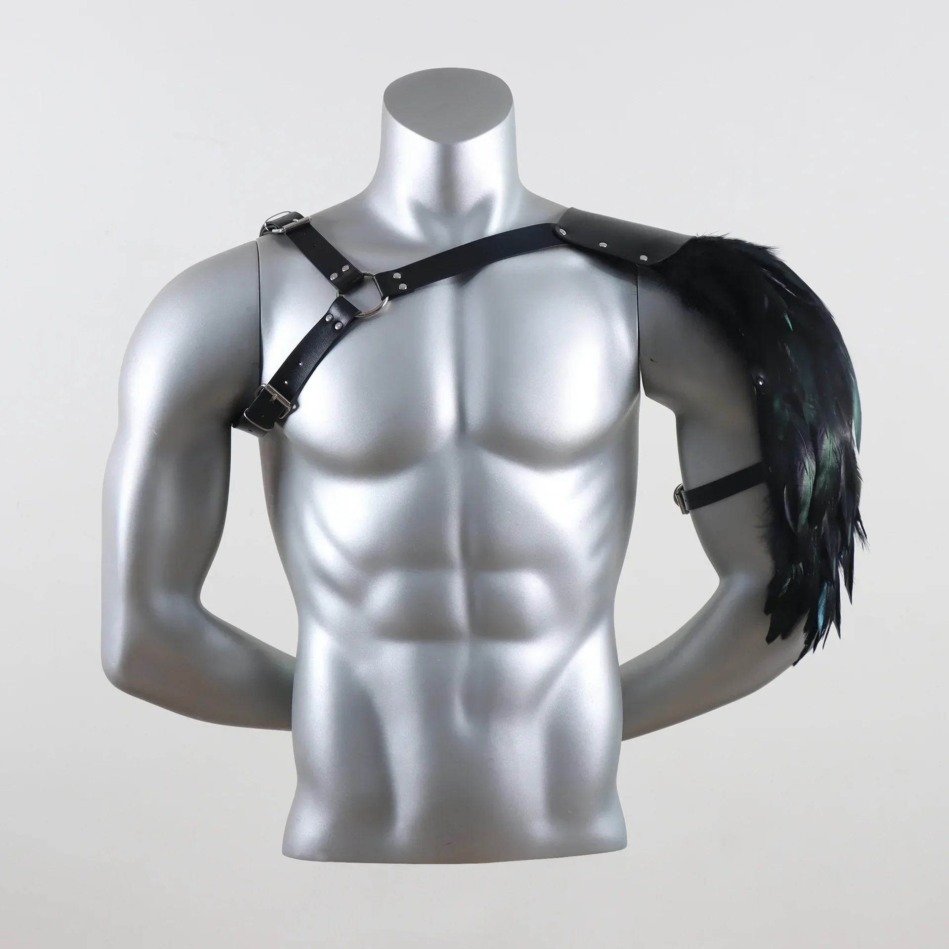 Vintage Medieval Feather Shoulder Armor Men Jacket Feather Shrug Shawl Punk Cape Cloak Halloween Cosplay Props