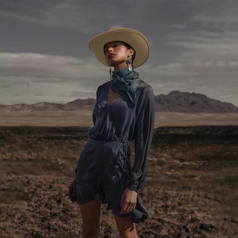 

Men Women Wool Blend Western Cowboy Hats Wide Brim Sunhats Party Travel Sombrero Outdoor Caps Classical Retro Adjustable Size