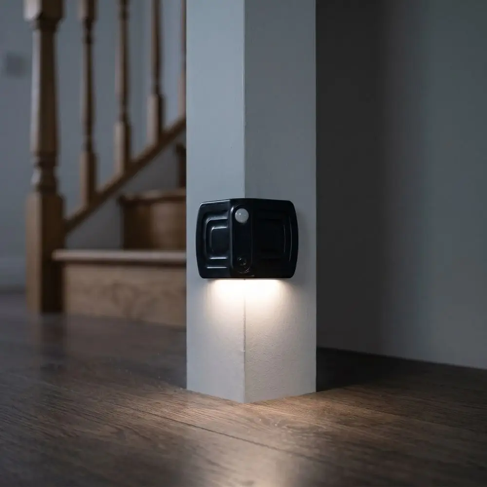 Magnetic Wall Corner Night Ligh 3 Colors USB Rechargeable Motion Sensor Wall Light Waterproof Easy Installation LED Night Light