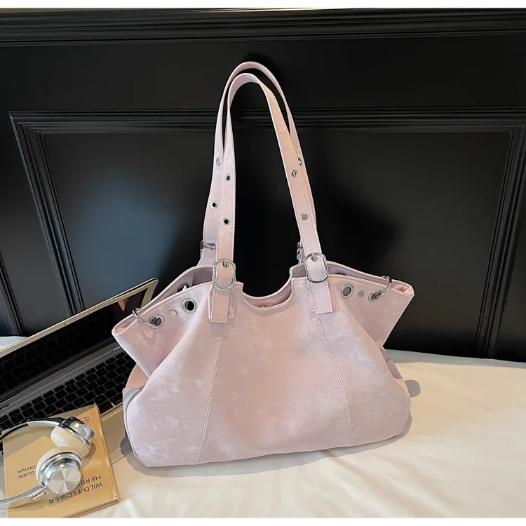 Large Vintage Women's Handbag description 20