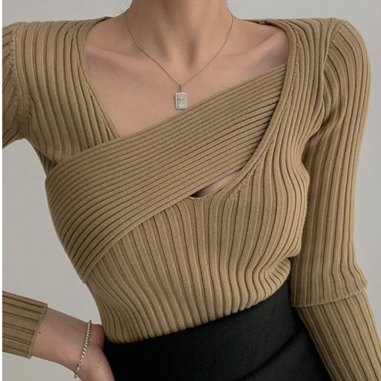 

Autumn Retro Irregular Interlaced V-Neck Knit Top