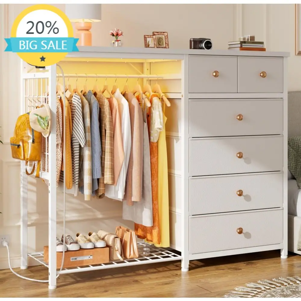 

Белый тканевый комод с 6 выдвижными ящиками, подвесной вешалкой, LED-подсветкой, зарядной станцией, сетчатой панелью и 4 крючками