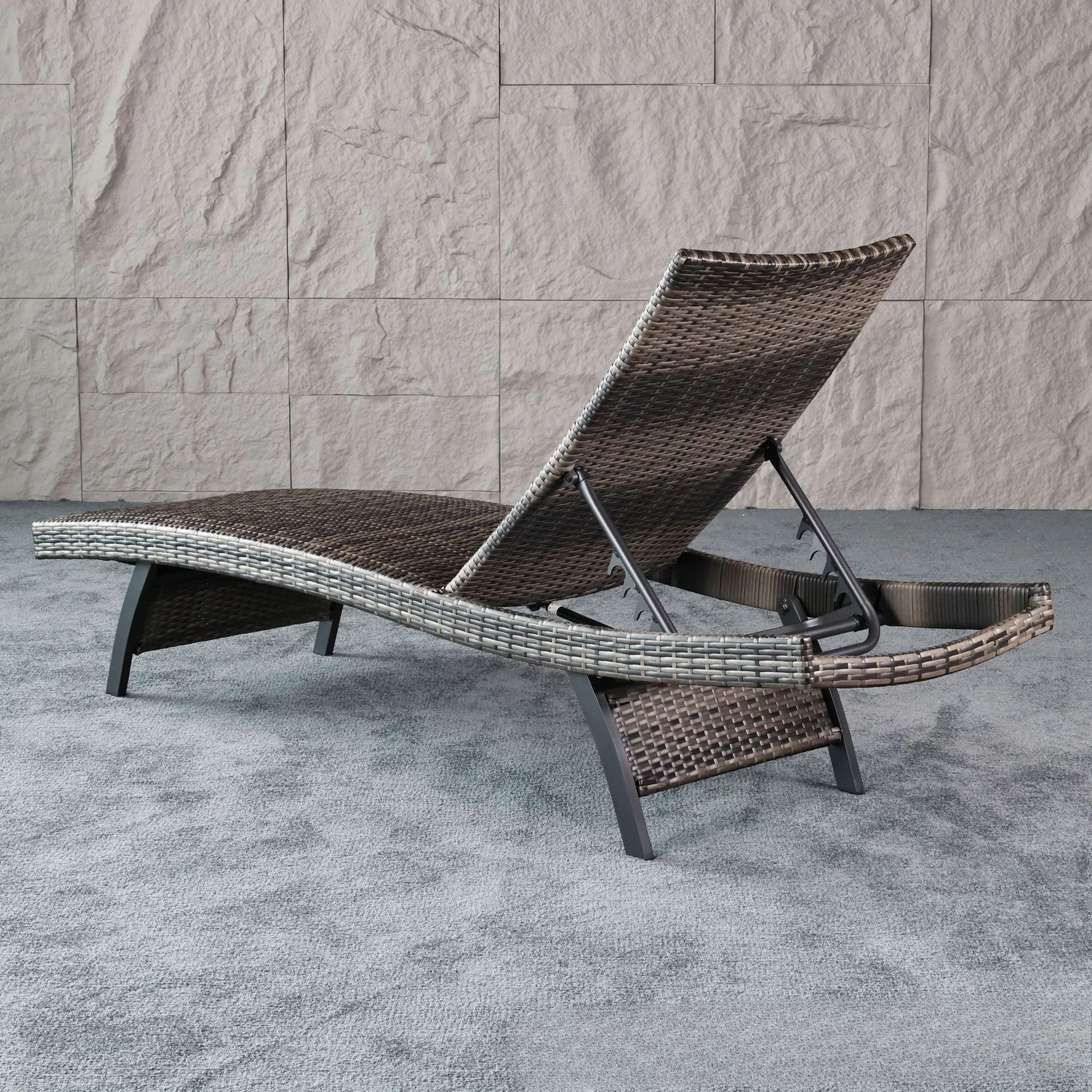 كرسي الروطان الفاخر للتخزين في الفناء الخارجي والفيلا وحمام السباحة