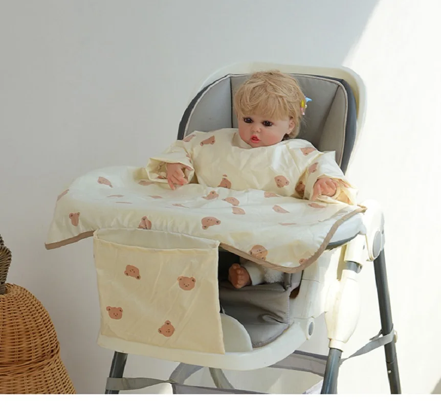 Darling eating bibs, dirt-proof one-piece dinette chairs, tablecloths, children eating