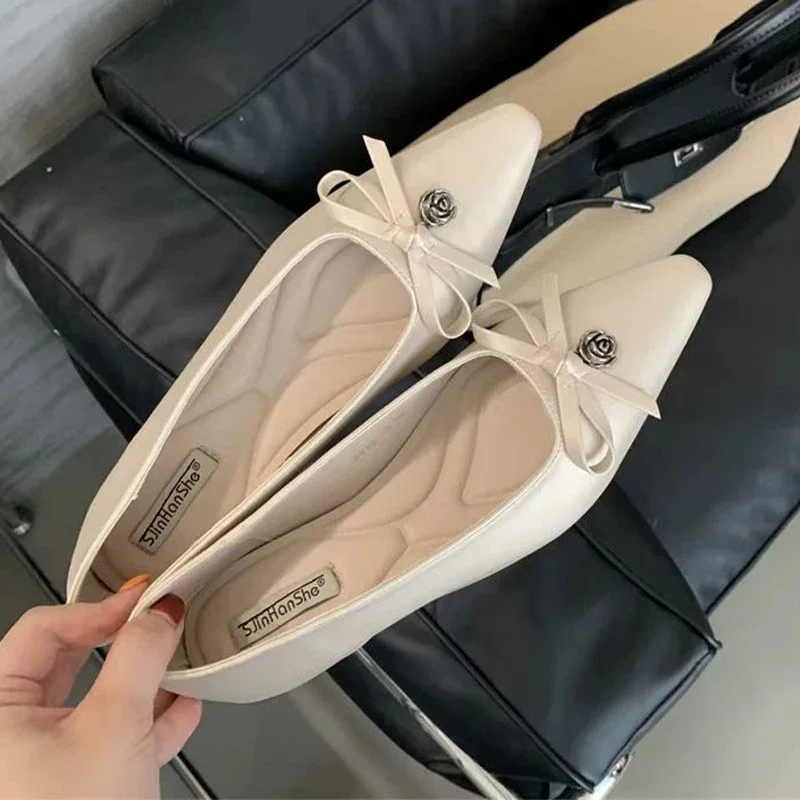 

Pointed Toe Women Loafers Shoes Bow Shallow Soft Sport Shoes Woman Sandals 2025 Summer Fashion Walking Brand Zapatillas De Mujer