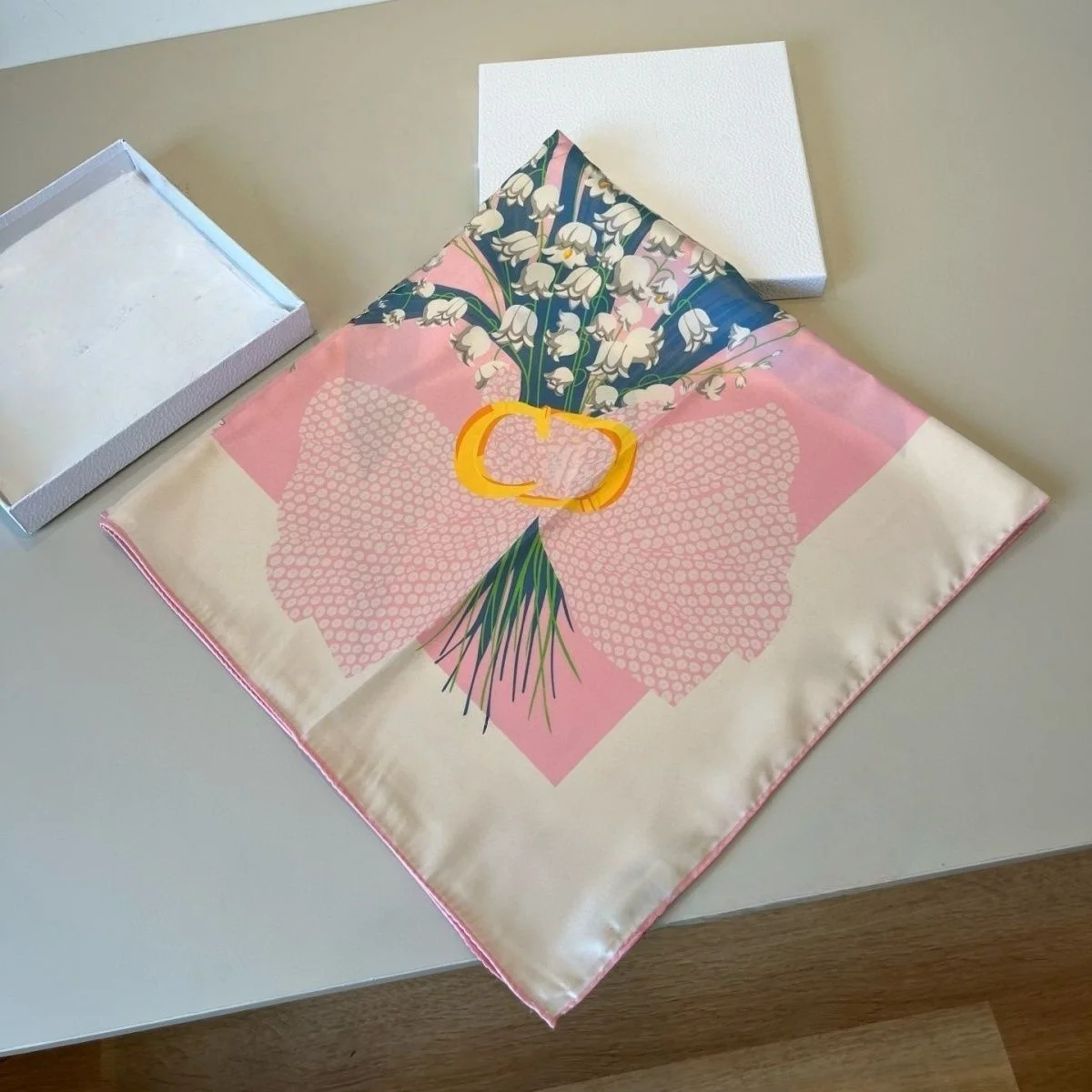 sciarpa-di-seta-di-lusso-da-donna-con-stampa-floreale-grande-sciarpa-quadrata-versatile-coprispalle-estivo-protezione-solare-foulard-fascia-per-capelli