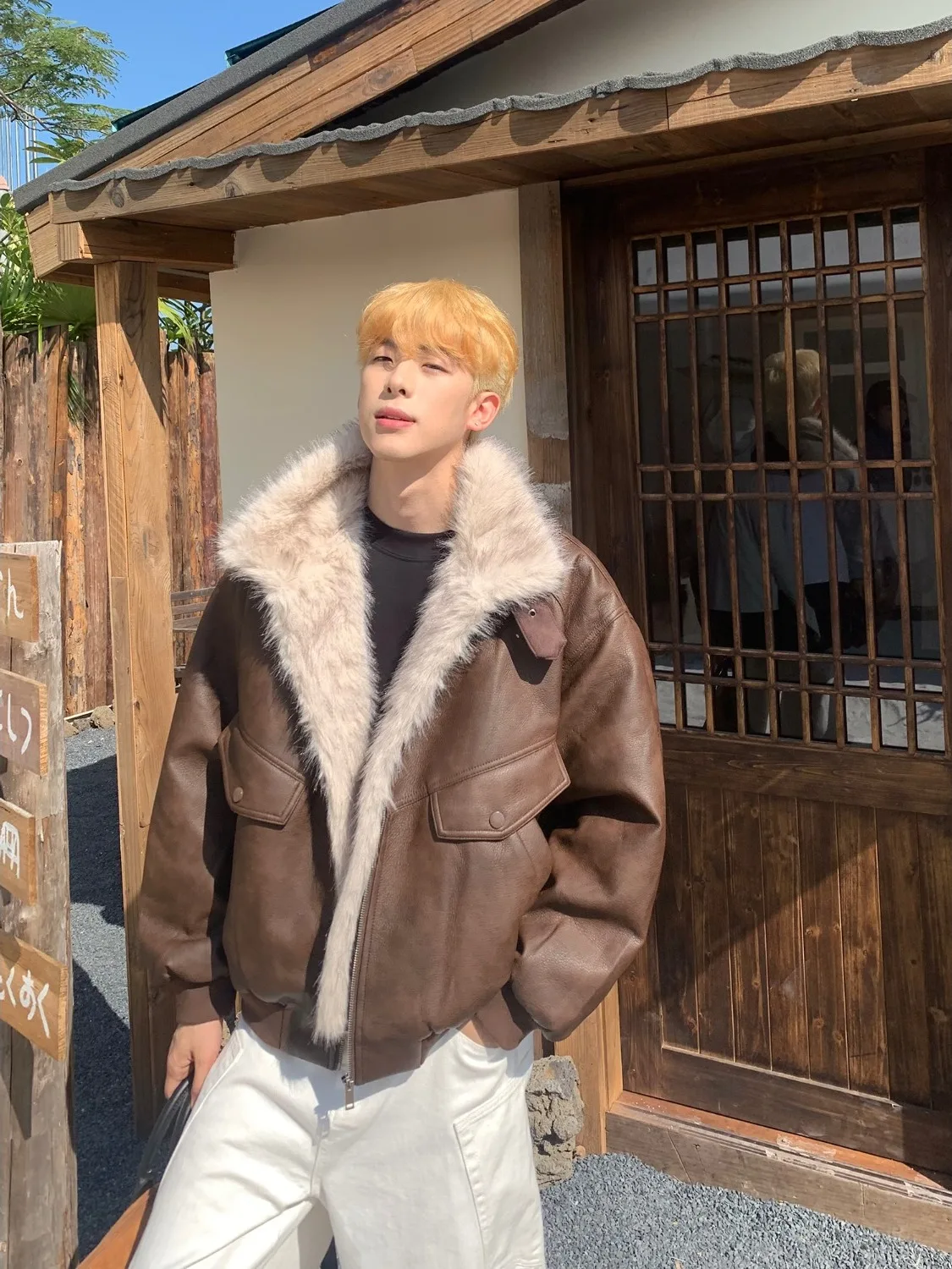 

Американская ретро-куртка из утолщенной кожи с теплым меховым воротником для пар, зимняя верхняя одежда, молодежная модная повседневная одежда