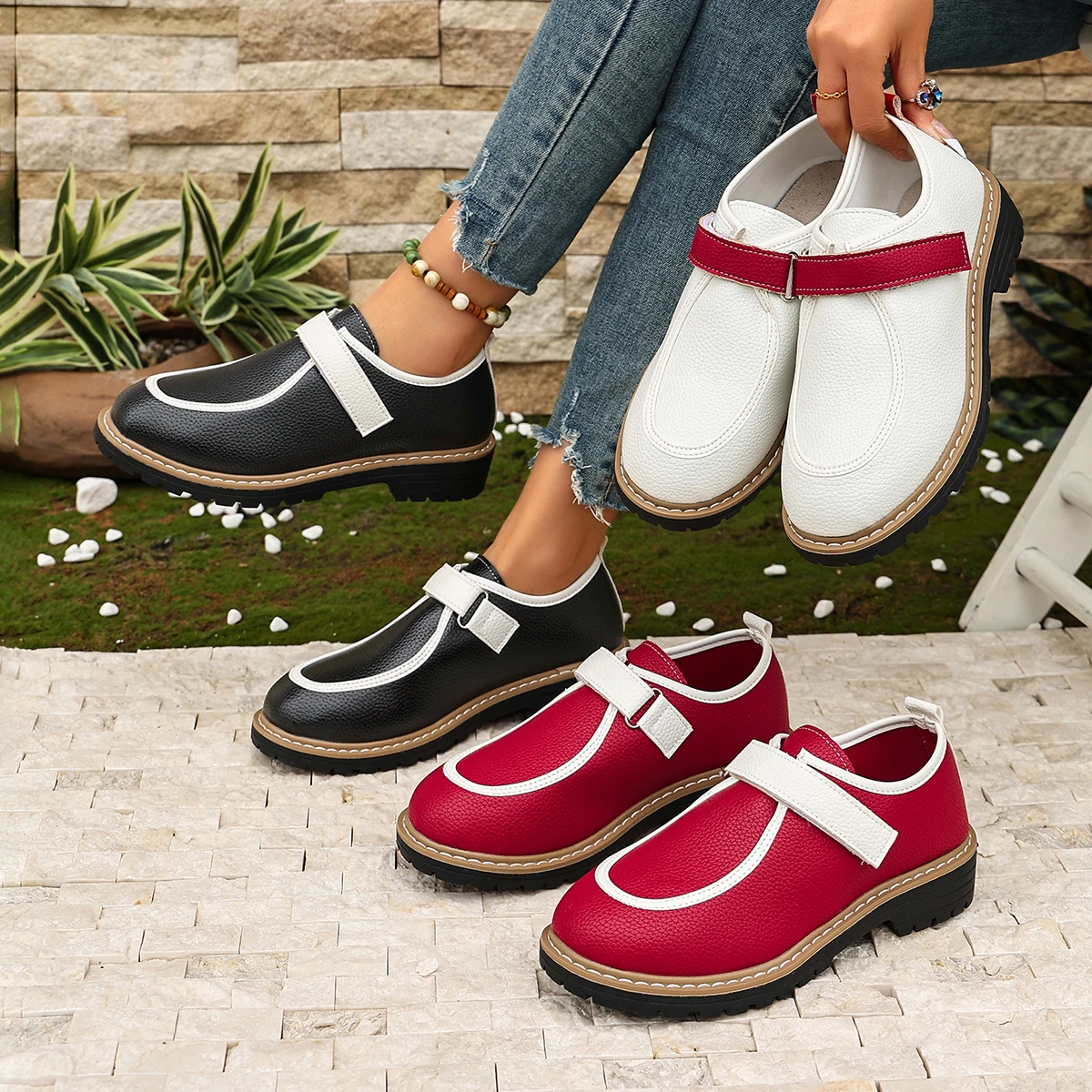 

Solid Color Stitching Design Casual Large Size Low-top Shoes for Women 2026 Spring Autumn Elegant Square Heel Round Toe Loafers