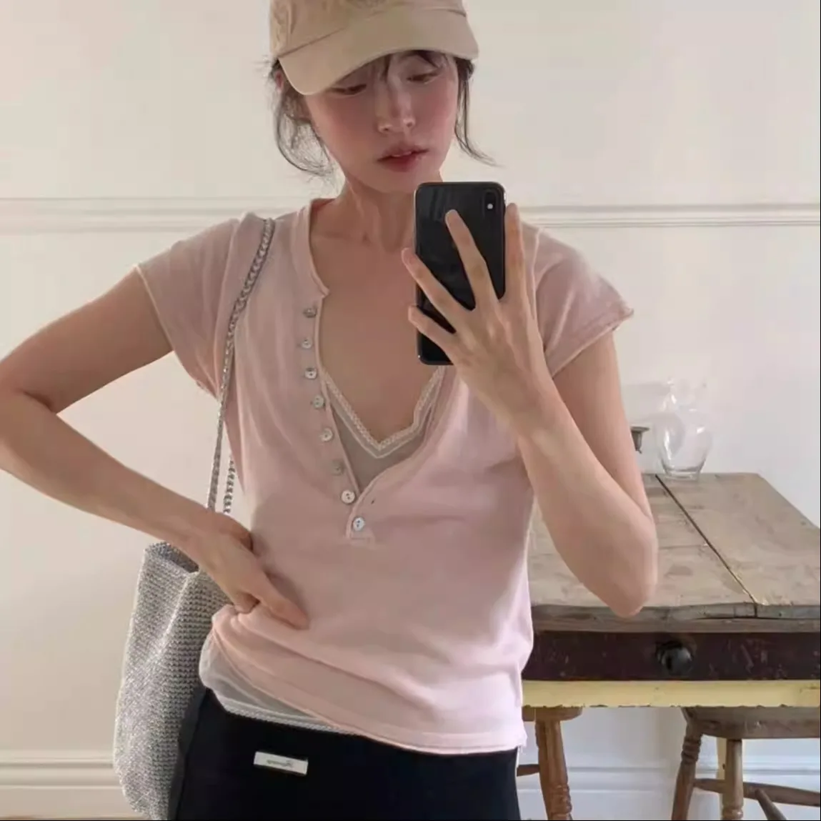 Frombeginning Vintage  Color Button V-Neck Slim Fit Knitted Short Sleeve T-Shirt Women's Casual Style Moisture Wicking