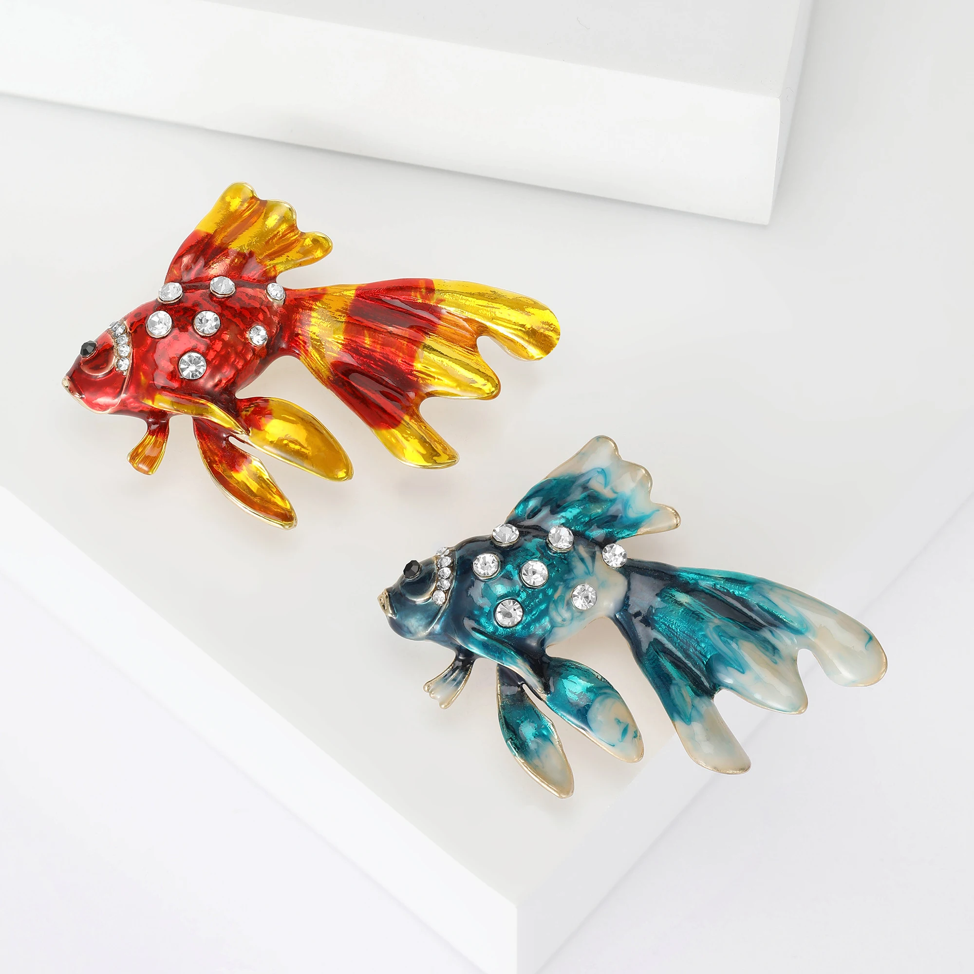 Trendy Enamel Goldfish Brooches for Women Unisex Fish Animal Pins 2-color Available Casual Party Accessories Gifts