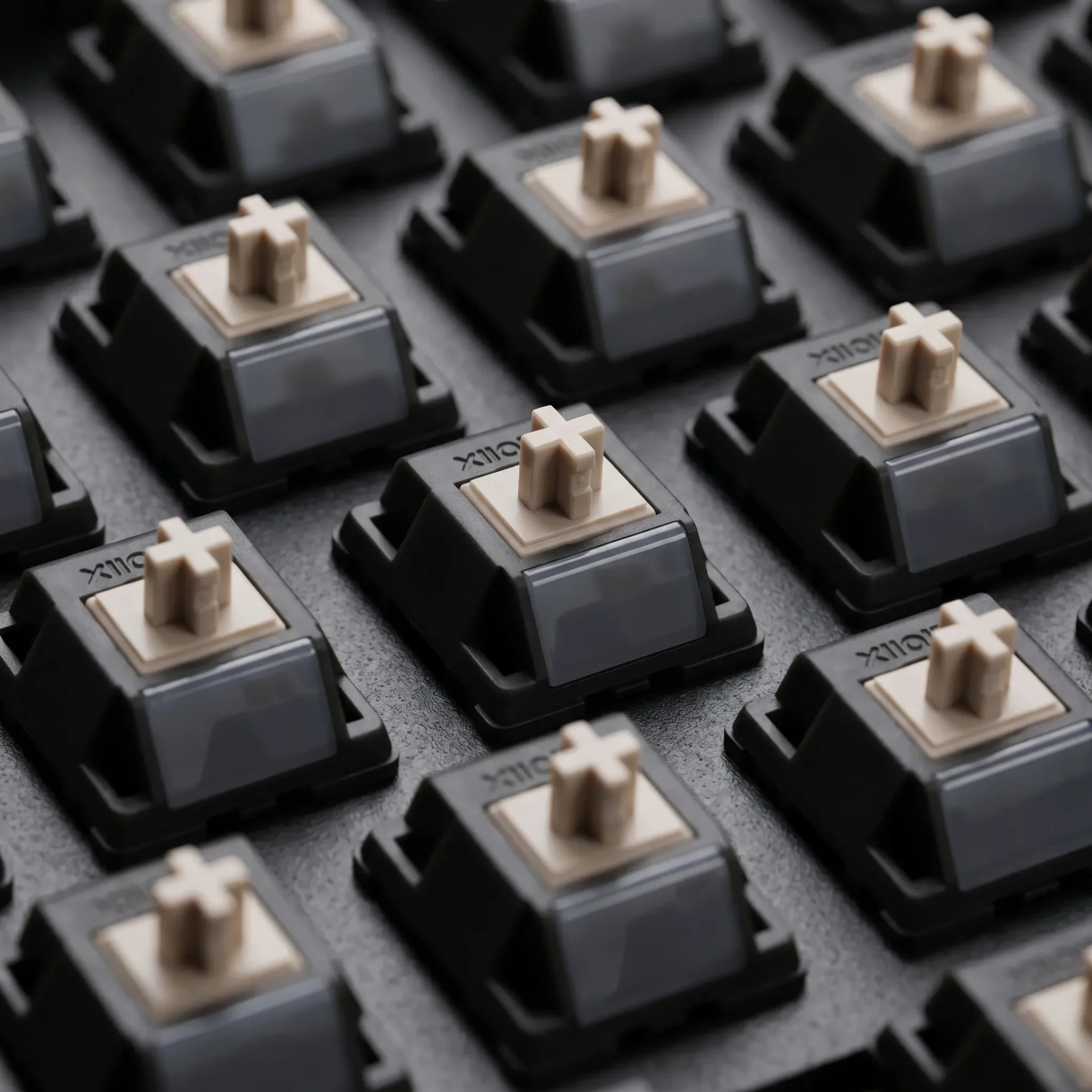 Keygeek Full Nylon Linear Switch Pre Lubed 5Pin Modified Nylon Stem Hot Swap Mechanical Keyboard Switches for Custom Keyboard MX