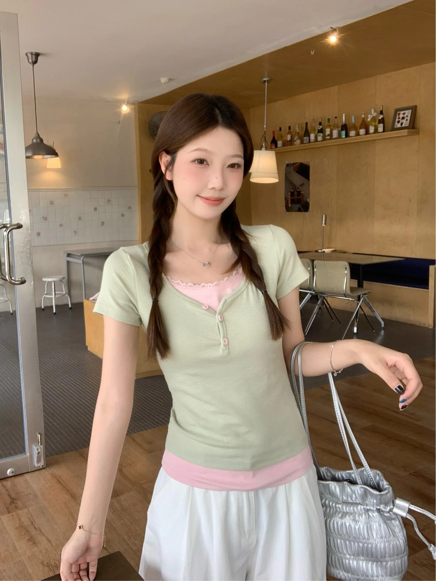 

Женская футболка больших размеров с коротким рукавом, облегающая, с кружевной отделкой, в стиле колор-блок, летняя, новая модная модель, корейский стиль, для повседневной носки