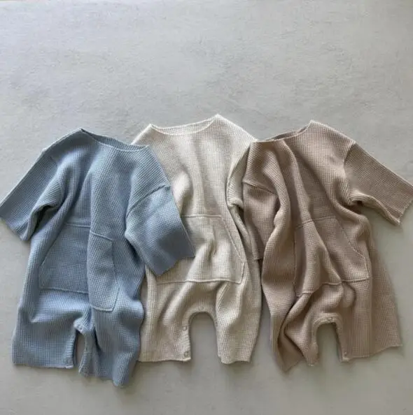 Japanese Style Solid Color Baby Knitted Waffle Grid Long Sleeved Jumpsuit with Concealed Buttons for Comfortable Baby Clothes