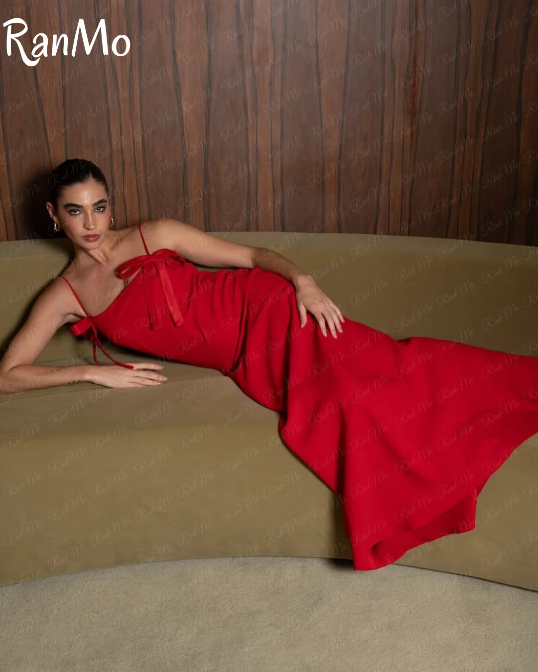 فستان سهرة أنيق من الجيرسيه الأحمر مخصص من Ranmo عالي الجودة بدون أكمام لحفلات العودة للوطن، فستان أنيق بفيونكة للمناسبات الخاصة