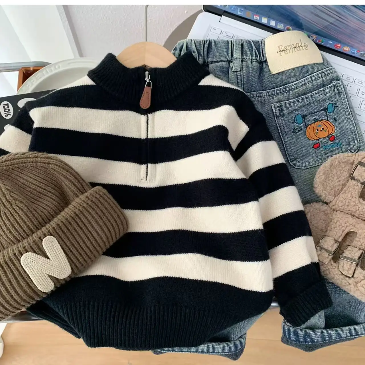 

Boys' Striped Sweater 2026 New Thickened Stand Collar Half-Zip Knitwear for Older Children Autumn Winter Soft Base Shirt