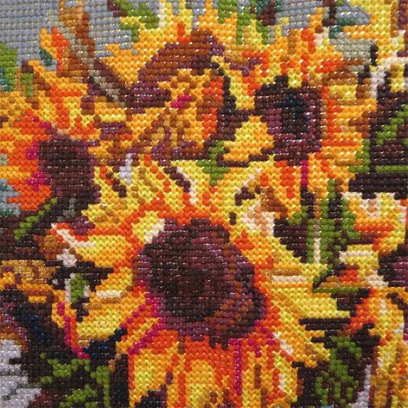 Handmade cross stitch finished product with sunflowers, Van Gogh's famous paintings, new European style decoration for living