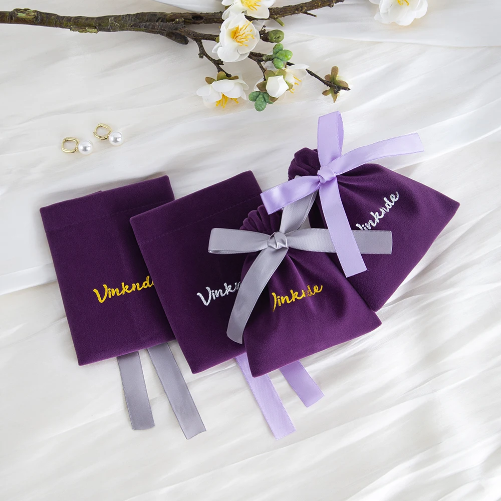 

Velvet Gift Bags with Ribbons Customizable Logo Wedding Favors Jewelry Pouches Earring Ring Stud Nail Headset Pocket Organizer