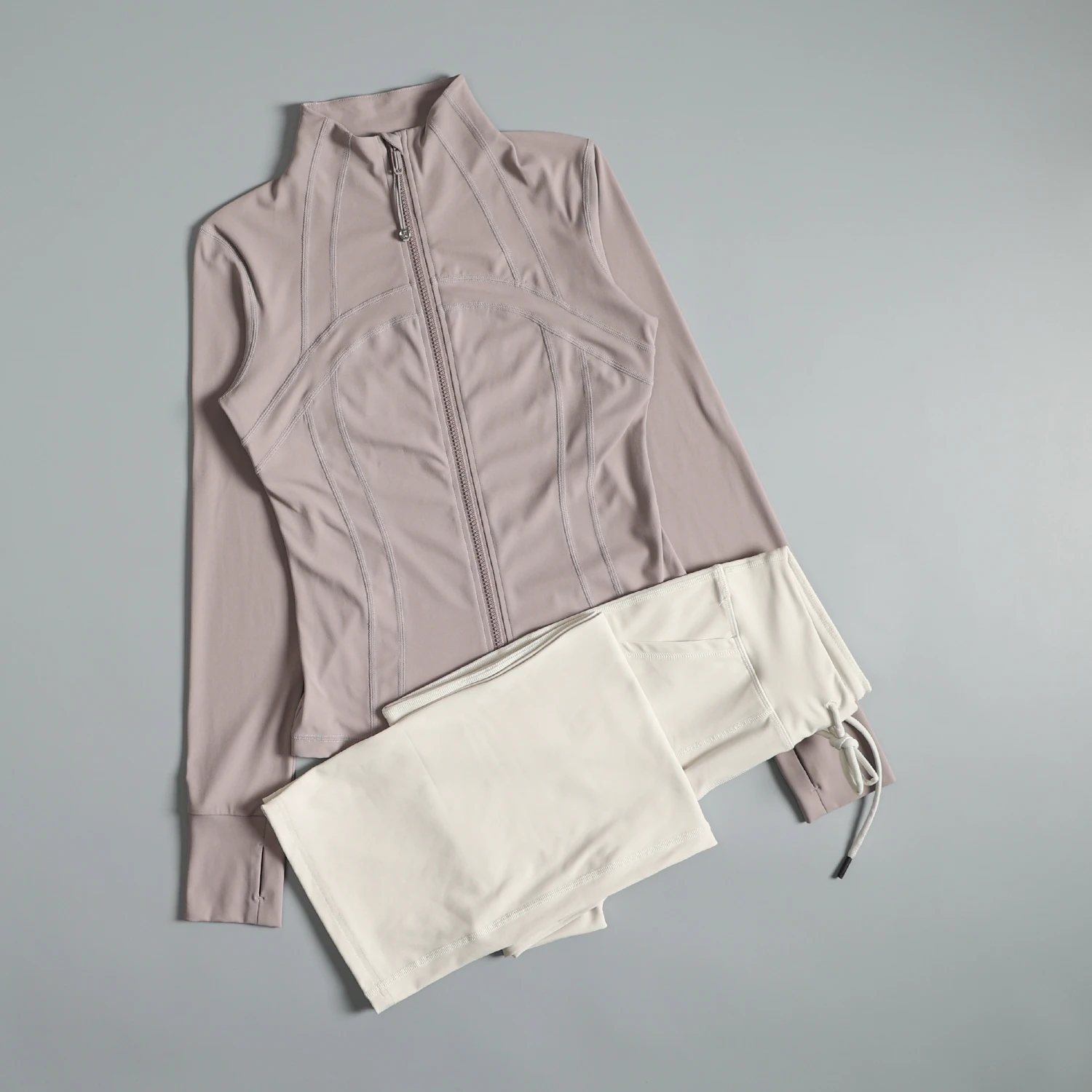 

High-end yoga clothing set for women in autumn and winter Pilates training fitness clothing stand-up collar slimming morning