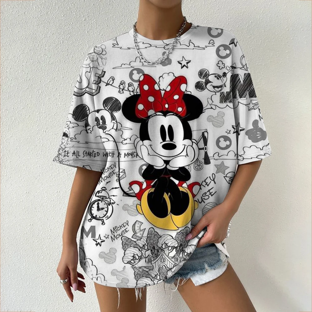 

Disney Women's Mickey Mouse Print Pattern Fashion Printed T-shirt, Round Neck Short Sleeved T-shirt Casual Daily Top Women