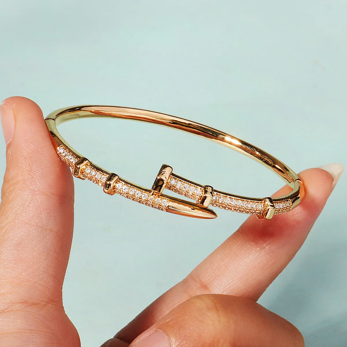Classic Stainless Steel Woman's Nail Bracelet Europe and the United States Popular Bracelets Sparkling Zircon Bangle As A Gift image 3