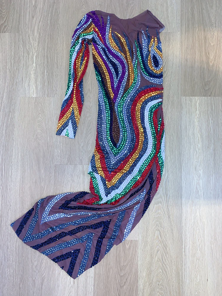 럭셔리 컬러풀 라인스톤 싱글 슬리브 투명 긴 원피스 가수 스타 이브닝 파티 축하 캣워크 드레스, 무대 착용