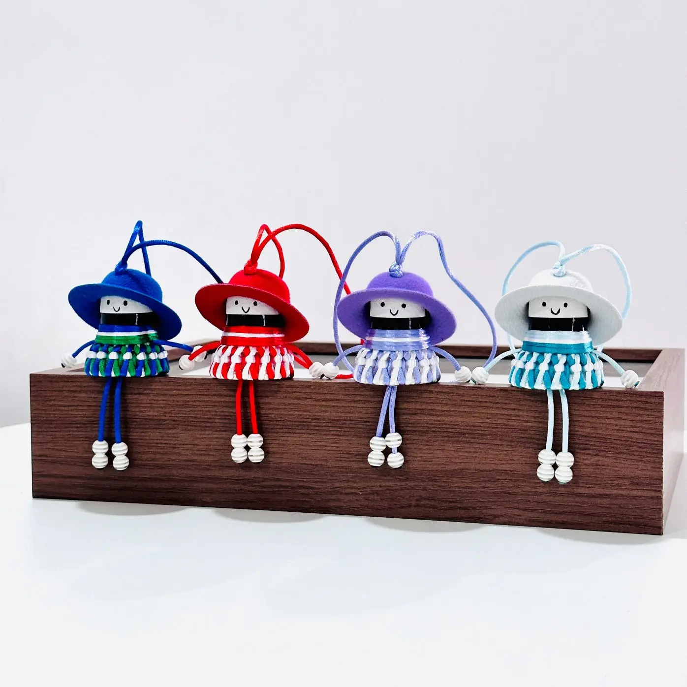 

Брелок для бадминтона с рисунком дофамина синего цвета — кавайный подарок ручной работы в форме шляпы для выпускного, дня рождения, подвеска для рюкзака