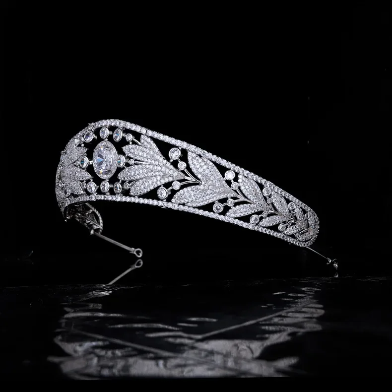 Retro Nassau Princess Classical Crowns and Tiaras Wedding Platinum Plated Cubic Zirconia Wedding Crown