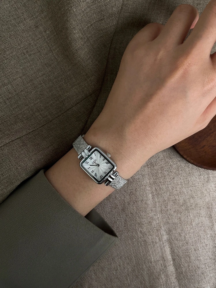 Ladies Retro Simple Quartz Watch Square Gold Silver Fashion Exquisite Watch Stainless Steel Waterproof Women's Watch