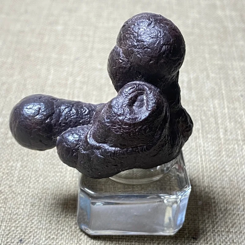 

Редкий натуральный необработанный камень с черным бриллиантом, японский культурный уникальный камень для украшения дома