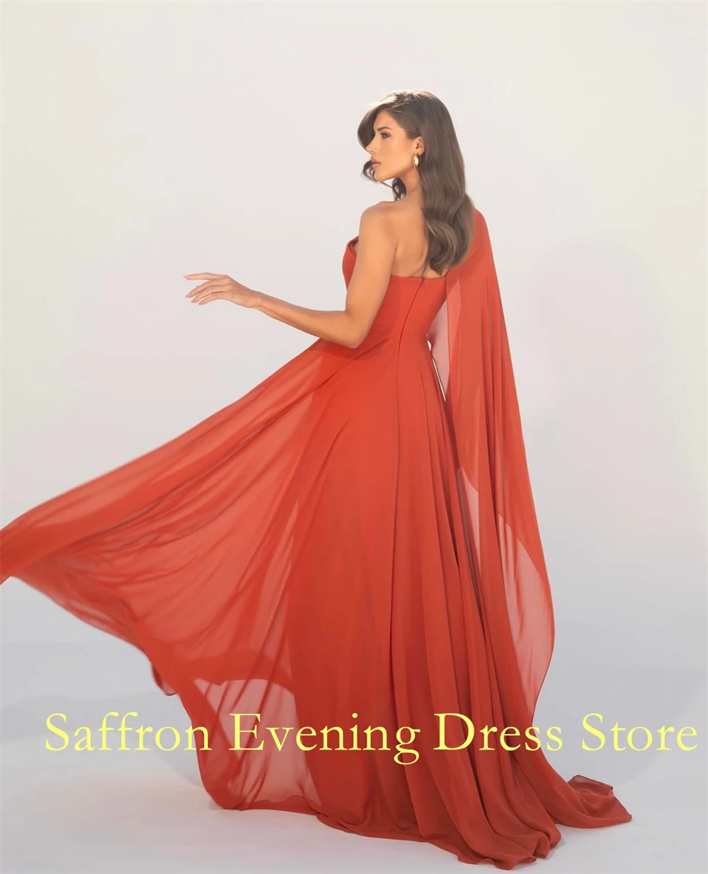 فستان سهرة مخصص بالزهور الحساسة رشيق بكتف واحد للحفلات فستان كلاسيكي من الشيفون على شكل حرف a وسحاب خلفي للمشاهير