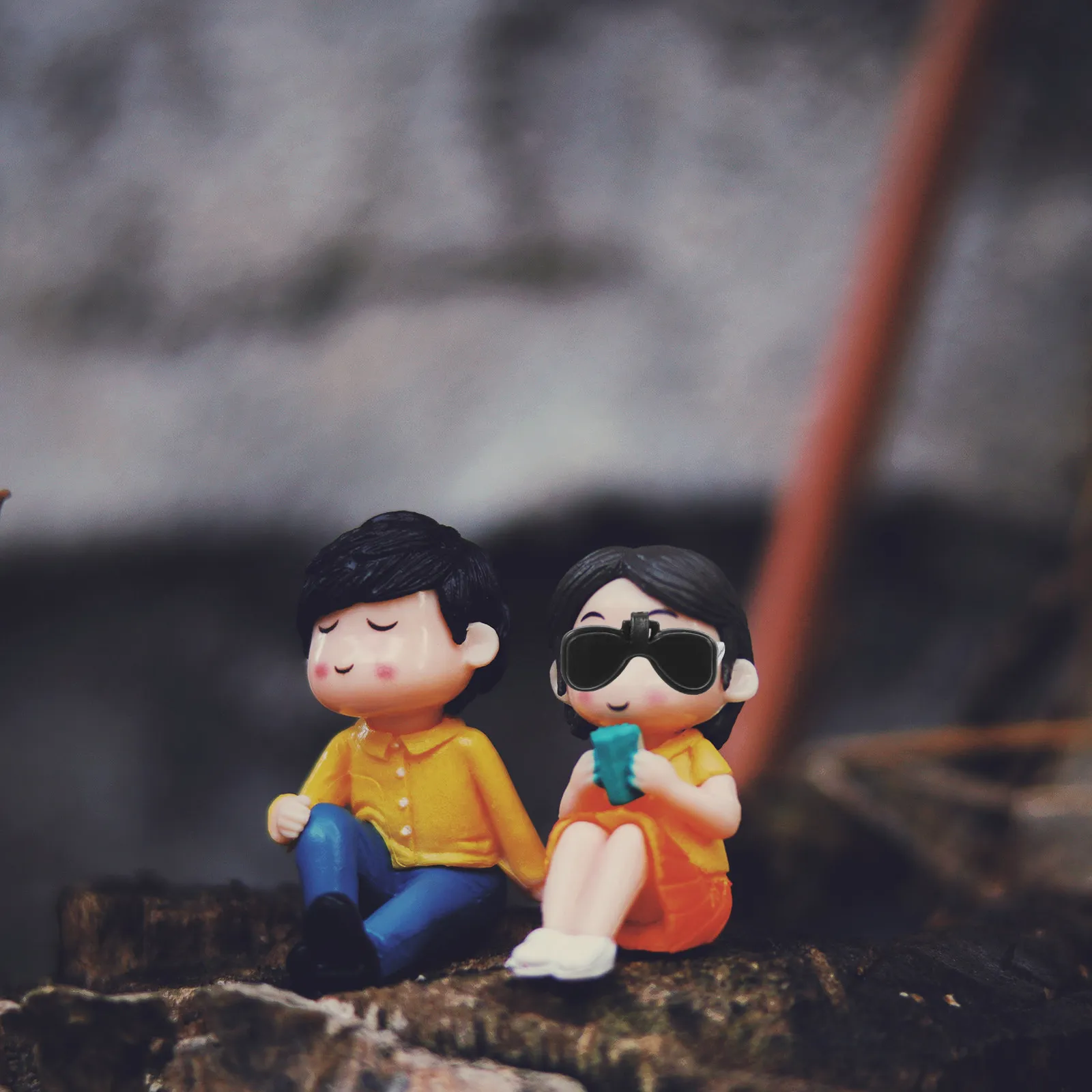 

100Pcs Mini Sunglasses for 18 Inch Plastic Fashion Accessory for Dress- Photo Prop Craft Decoration Creative Kids