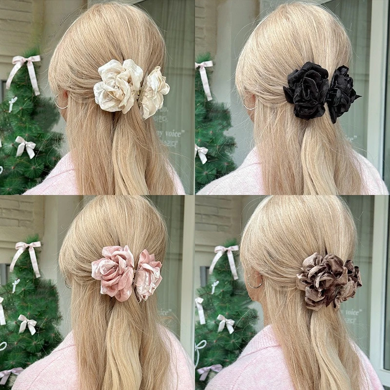 

Ins Velvet Rose Hair Claw Clip, Mini Shark Claw for Half Up Hairstyle, Gentle Sweet Niche Versatile Hair Accessories for Girls