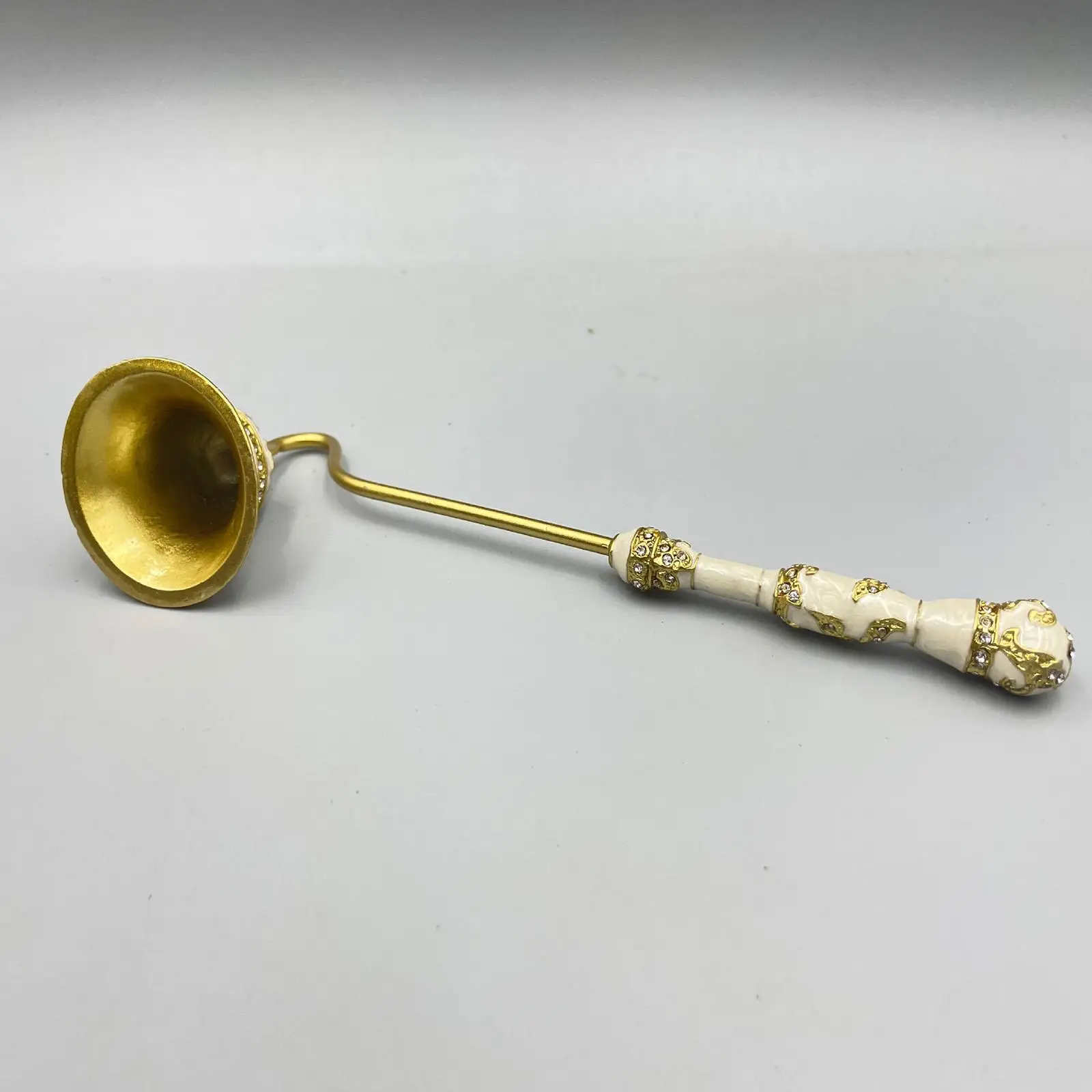 Candle Bell Snuffer Zinc Alloy Gold Extinguisher Long Handle Flame Out Tool Candle Accessory Home Decor for Dinner Table
