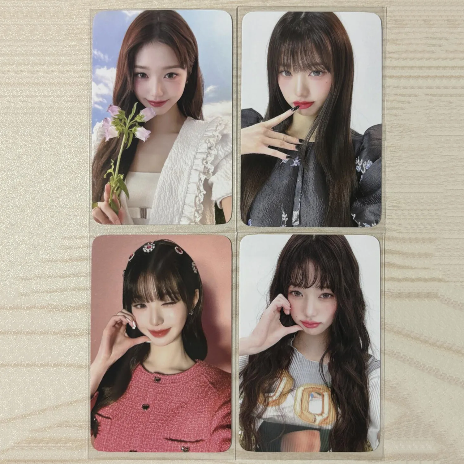 4Pcs/Set Kpop Wonyoung Endorsement Photocards Two Sides Print Cute Selfie Lomo Cards Fashion Postcards Fans Collection Gifts