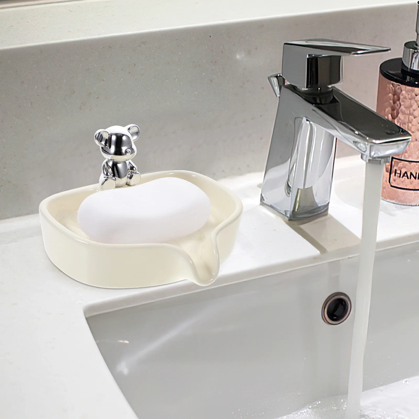 

Ceramic Bear Soap Dish Self Draining Soap Holder for Bathroom Kitchen Decorative Storage Rack Bathroom Supplies,