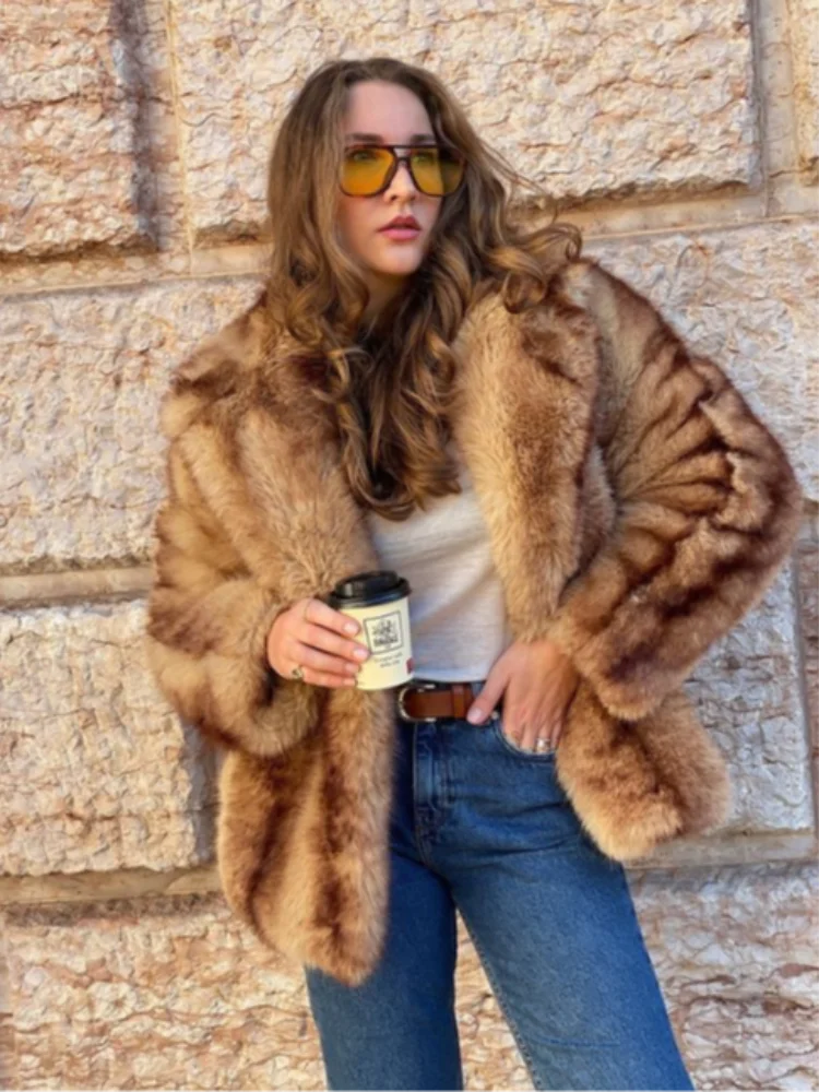 بلوفر نسائي سادة من الفرو الصناعي برقبة دائرية وأكمام طويلة ملابس خارجية للسيدات 2024 سترة نسائية أنيقة غير رسمية للخريف والشتاء دافئة وسميكة وفضفاضة