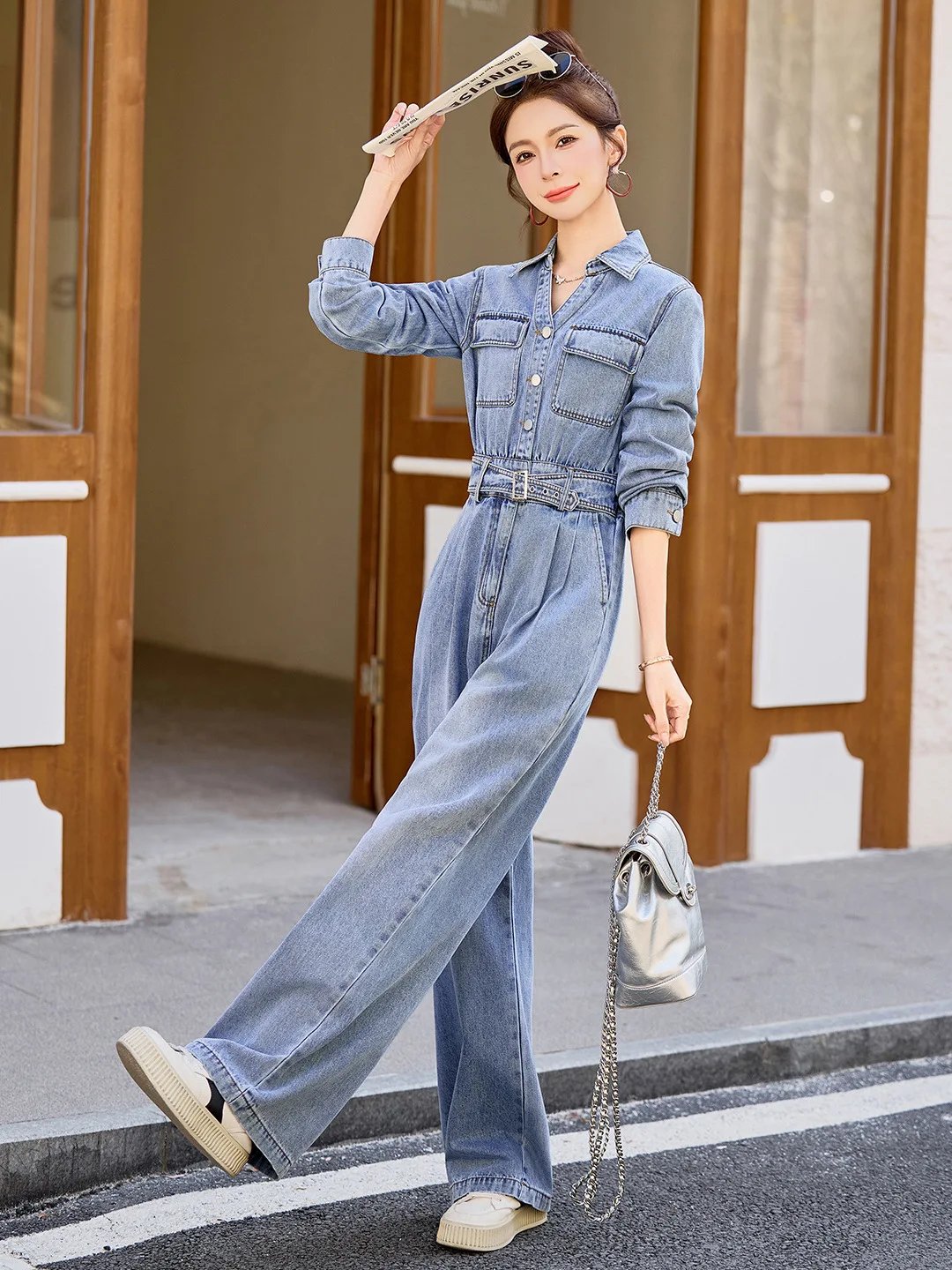 

Ретро-стиль Весна 2026: Женские джинсовые комбинезоны с широким поясом, длинными рукавами, в стиле рабочей одежды, уличный стиль, из смесового хлопка, средней длины